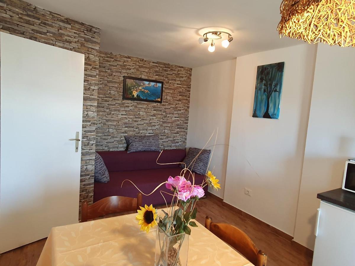 Apartments Kiwi רוביני מראה חיצוני תמונה