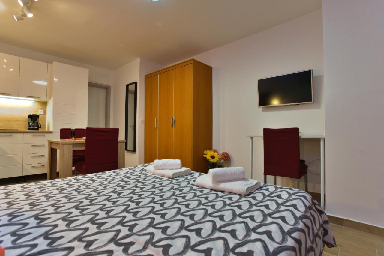 Apartments Kiwi רוביני מראה חיצוני תמונה